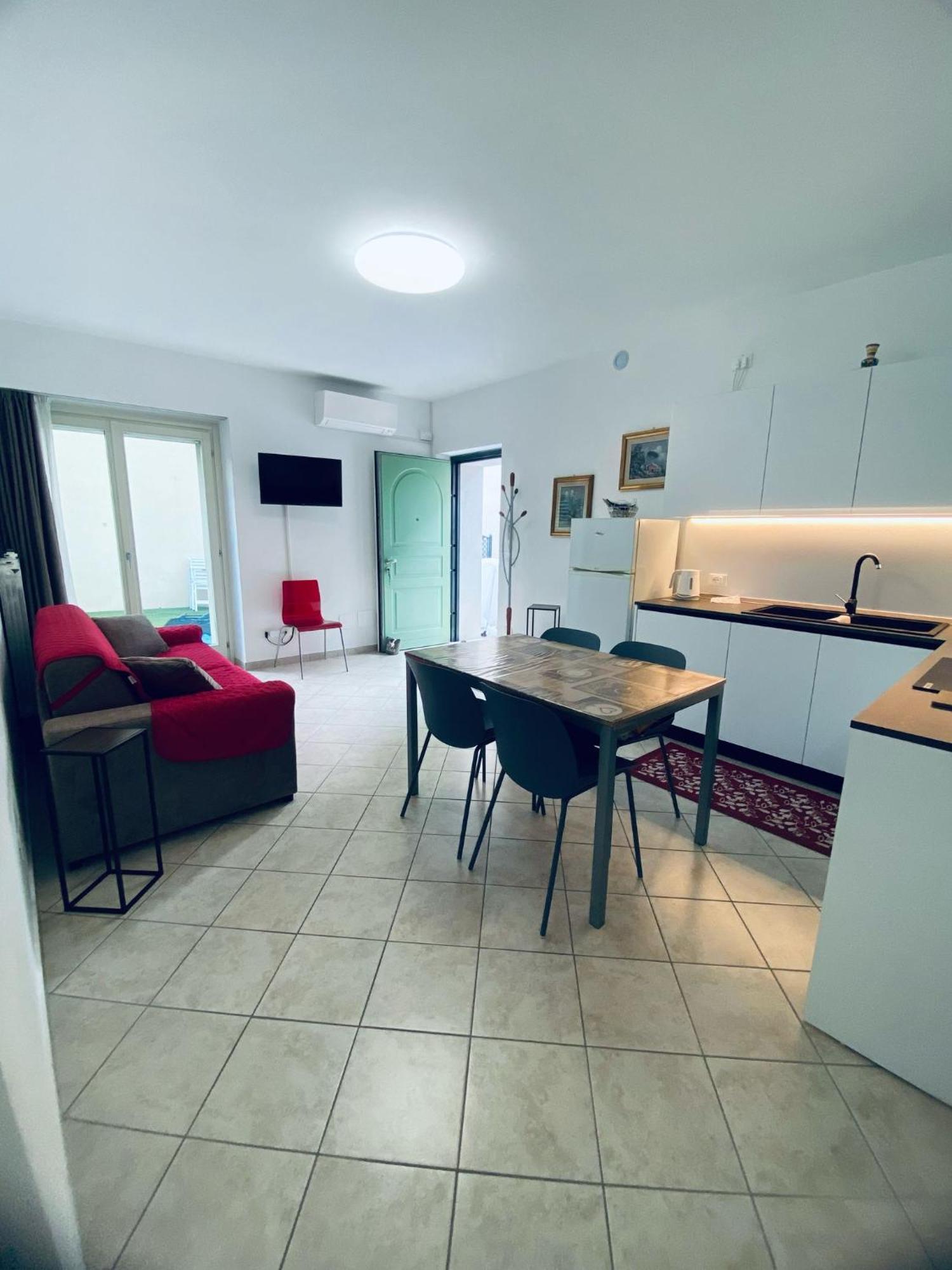 Alma Apartment Sirmione Eksteriør bilde