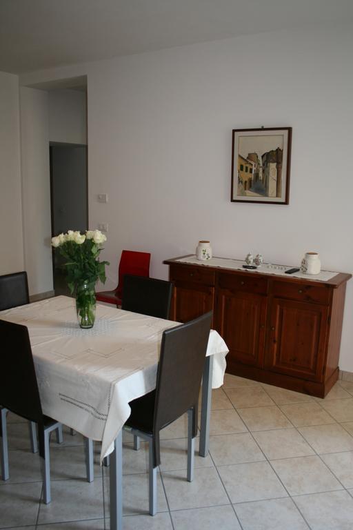 Alma Apartment Sirmione Eksteriør bilde
