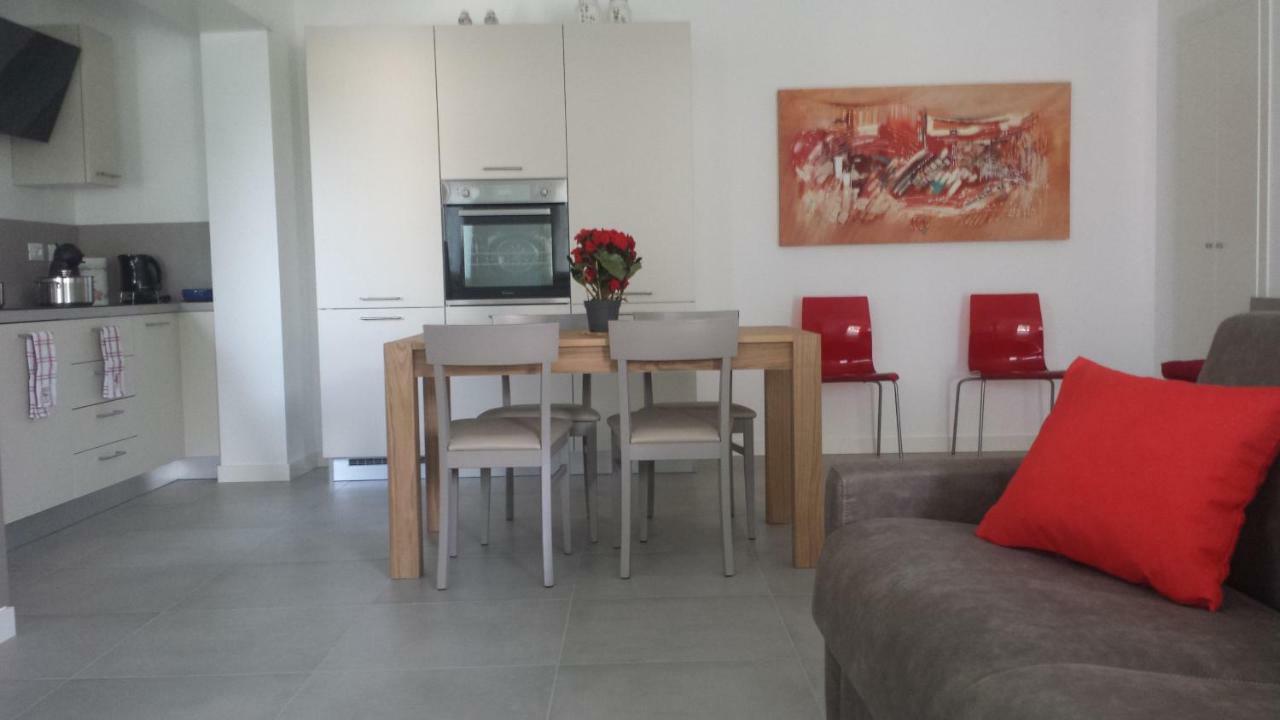 Alma Apartment Sirmione Eksteriør bilde