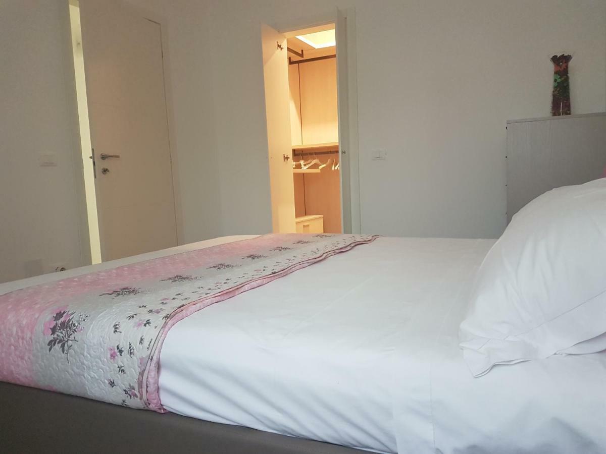 Alma Apartment Sirmione Eksteriør bilde